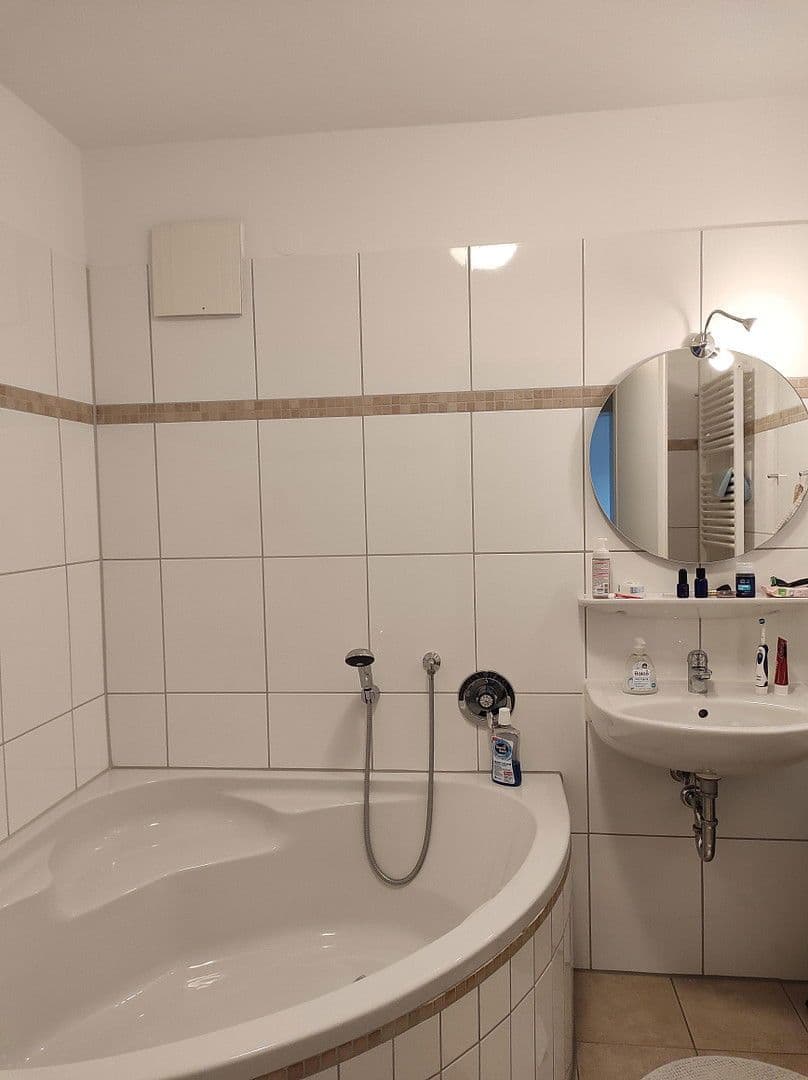 Pronájem bytu 2+1 54 m², Hannover, Dolní Sasko Pronájem bytu 2+1 54 m², Hannover, Dolní Sasko