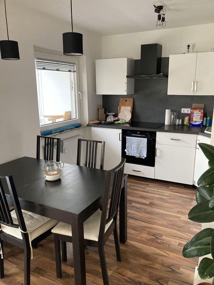 Pronájem bytu 3+1 80 m², Nürnberg, Bavorsko Pronájem bytu 3+1 80 m², Nürnberg, Bavorsko