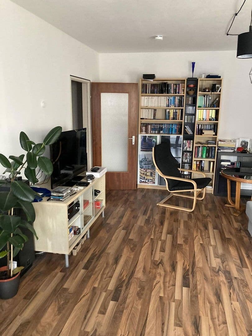Pronájem bytu 3+1 80 m², Nürnberg, Bavorsko Pronájem bytu 3+1 80 m², Nürnberg, Bavorsko