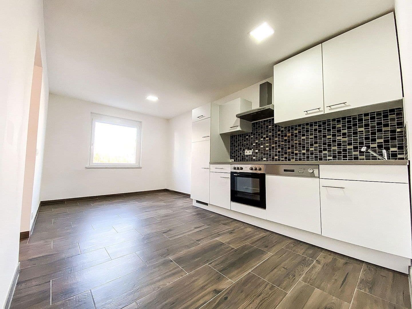 Pronájem bytu 4+1 77 m², Fischeraustraße 61, Graz, Štýrsko Pronájem bytu 4+1 77 m², Fischeraustraße 61, Graz, Štýrsko