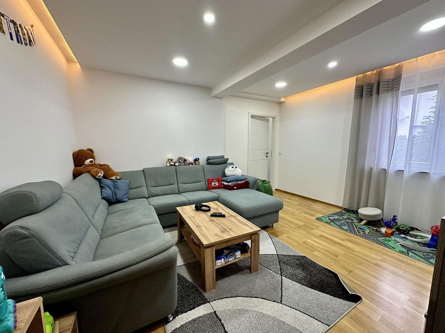 Pronájem bytu 4+1 77 m², Fischeraustraße 61, Graz, Štýrsko Pronájem bytu 4+1 77 m², Fischeraustraße 61, Graz, Štýrsko