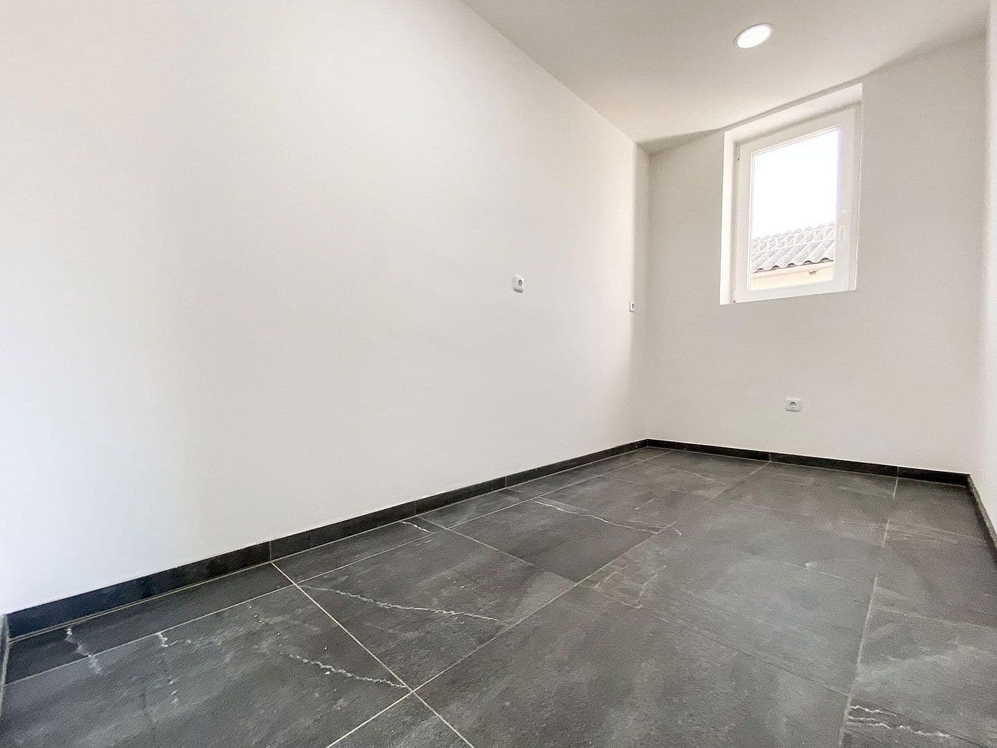 Pronájem bytu 4+1 77 m², Fischeraustraße 61, Graz, Štýrsko Pronájem bytu 4+1 77 m², Fischeraustraße 61, Graz, Štýrsko
