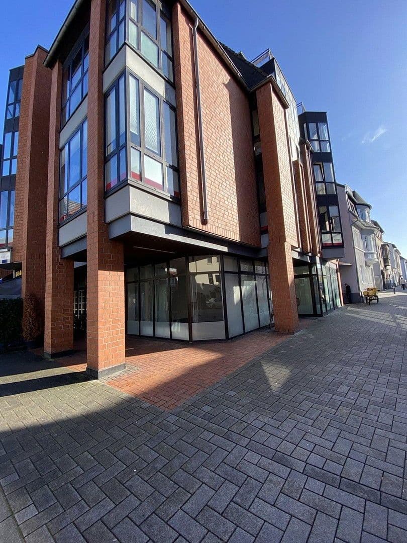 Pronájem kanceláře 101 m², Kölner Platz - Ecke Klevstr., Troisdorf, Severní Porýní-Vestfálsko Pronájem kanceláře 101 m², Kölner Platz - Ecke Klevstr., Troisdorf, Severní Porýní-Vestfálsko