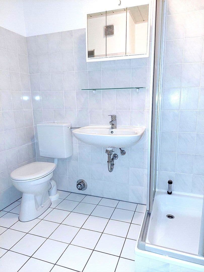 Pronájem bytu 1+1 40 m², Schieder-Schwalenberg, Severní Porýní-Vestfálsko Pronájem bytu 1+1 40 m², Schieder-Schwalenberg, Severní Porýní-Vestfálsko