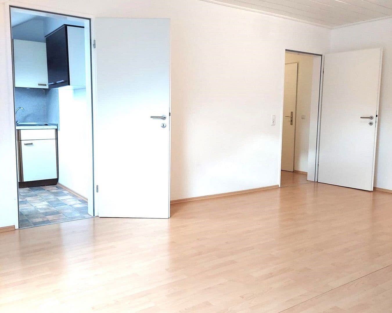 Pronájem bytu 1+1 40 m², Schieder-Schwalenberg, Severní Porýní-Vestfálsko Pronájem bytu 1+1 40 m², Schieder-Schwalenberg, Severní Porýní-Vestfálsko