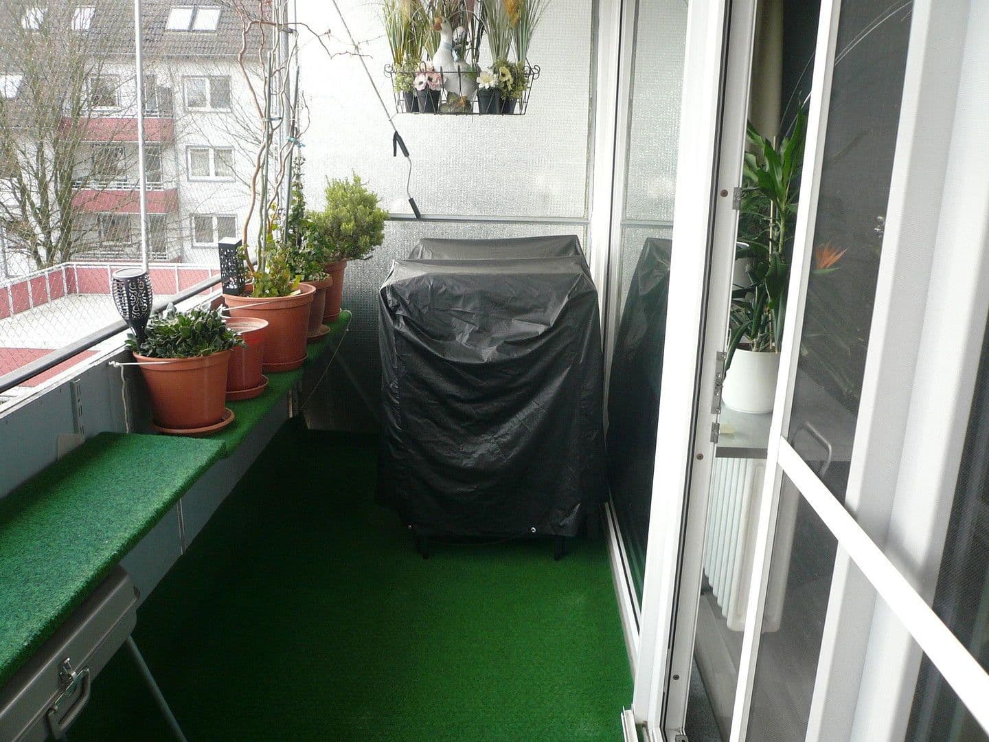 Pronájem bytu 3+1 77 m², Hauptstraße 284a, Heiligenhaus, Severní Porýní-Vestfálsko Pronájem bytu 3+1 77 m², Hauptstraße 284a, Heiligenhaus, Severní Porýní-Vestfálsko