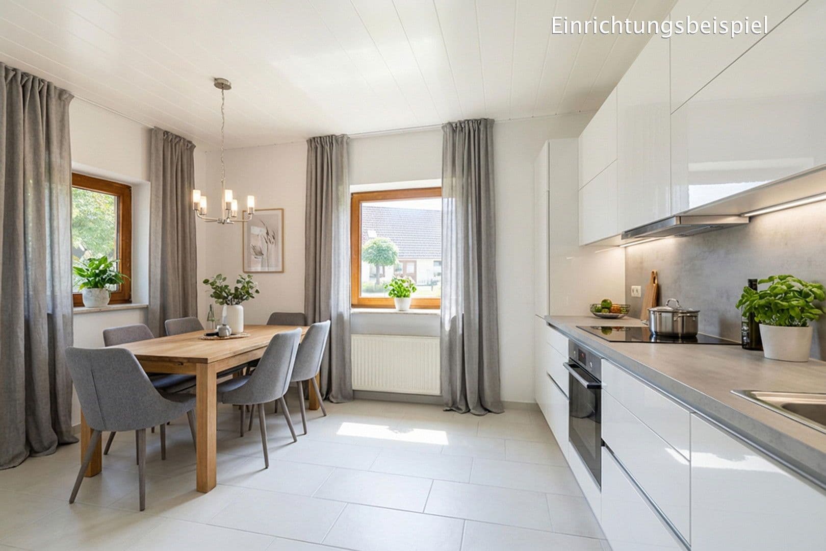 Prodej domu 155 m², pozemek 830 m², Emtinghausen, Dolní Sasko Prodej domu 155 m², pozemek 830 m², Emtinghausen, Dolní Sasko