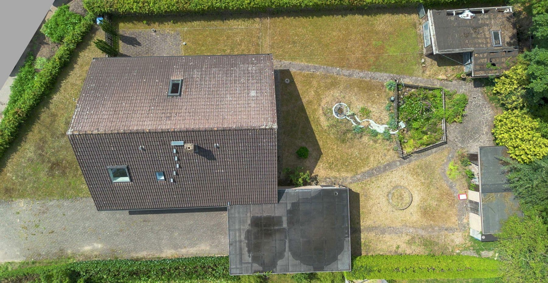 Prodej domu 155 m², pozemek 830 m², Emtinghausen, Dolní Sasko Prodej domu 155 m², pozemek 830 m², Emtinghausen, Dolní Sasko