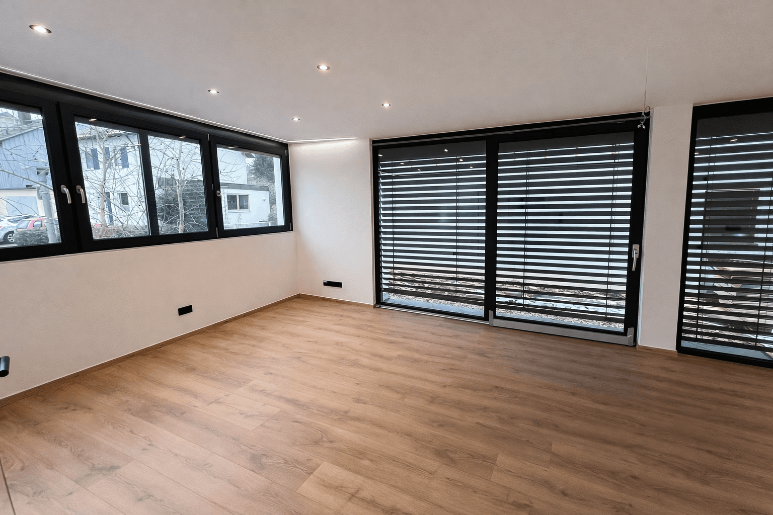 Pronájem domu 132 m², pozemek 219 m², Neu-Ulm, Bavorsko Pronájem domu 132 m², pozemek 219 m², Neu-Ulm, Bavorsko