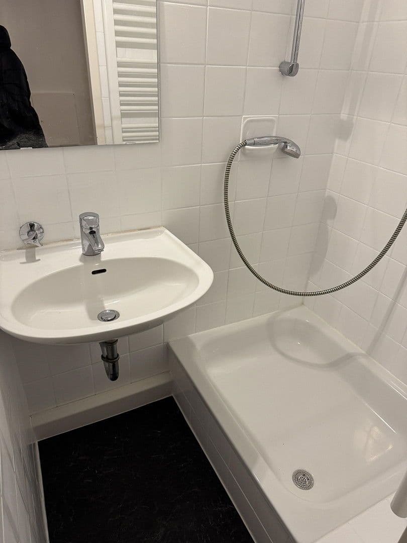 Pronájem bytu 1+1 35 m², Nürnberg, Bavorsko Pronájem bytu 1+1 35 m², Nürnberg, Bavorsko