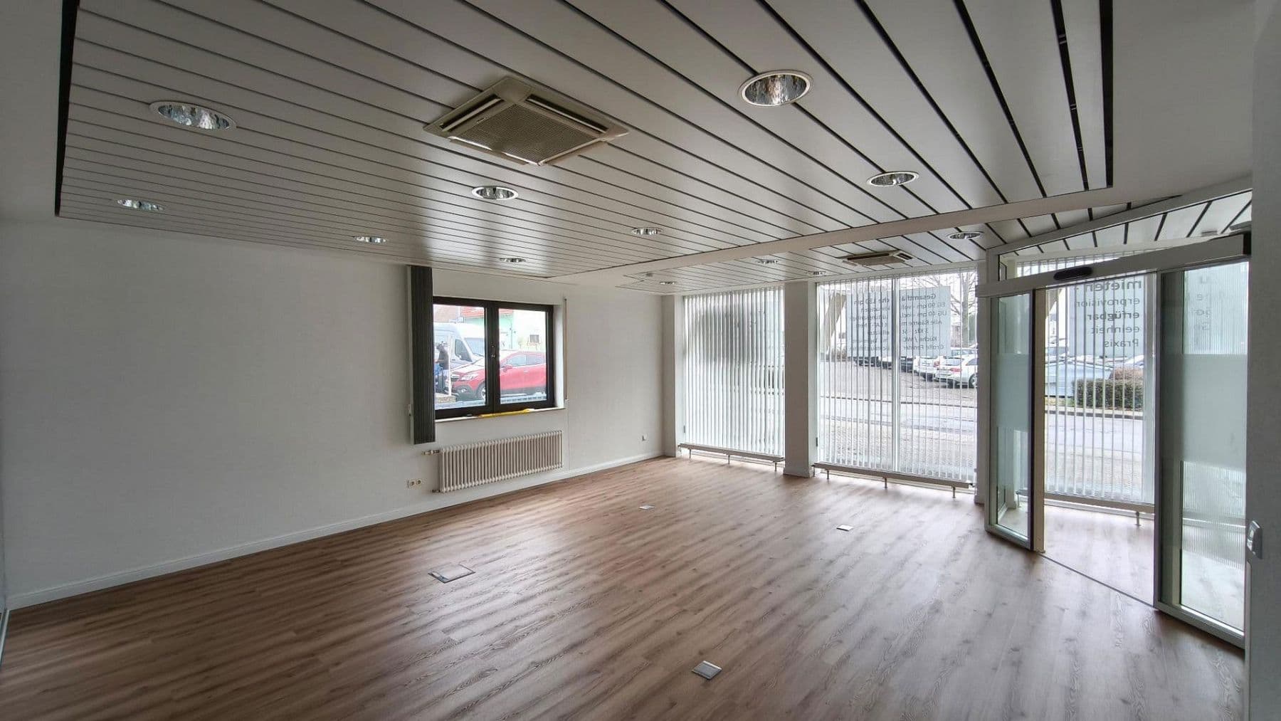 Pronájem kanceláře 130 m², Pfingstbrunnenstraße 1b, Schwalbach am Taunus, Hessen Pronájem kanceláře 130 m², Pfingstbrunnenstraße 1b, Schwalbach am Taunus, Hessen