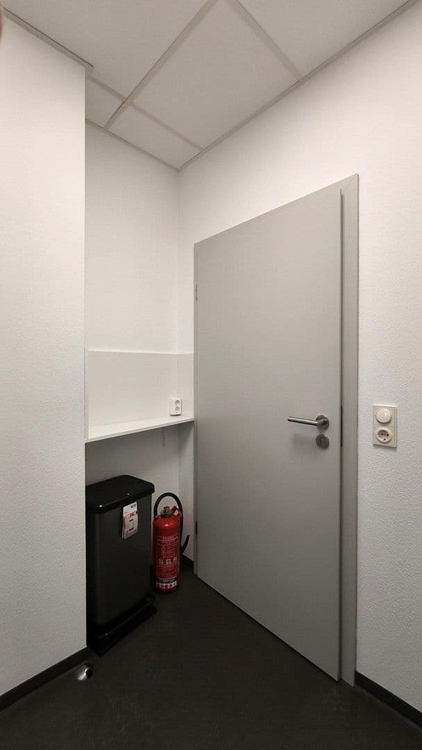 Pronájem kanceláře 130 m², Pfingstbrunnenstraße 1b, Schwalbach am Taunus, Hessen Pronájem kanceláře 130 m², Pfingstbrunnenstraße 1b, Schwalbach am Taunus, Hessen