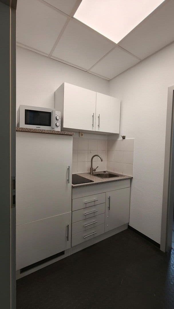 Pronájem kanceláře 130 m², Pfingstbrunnenstraße 1b, Schwalbach am Taunus, Hessen Pronájem kanceláře 130 m², Pfingstbrunnenstraße 1b, Schwalbach am Taunus, Hessen