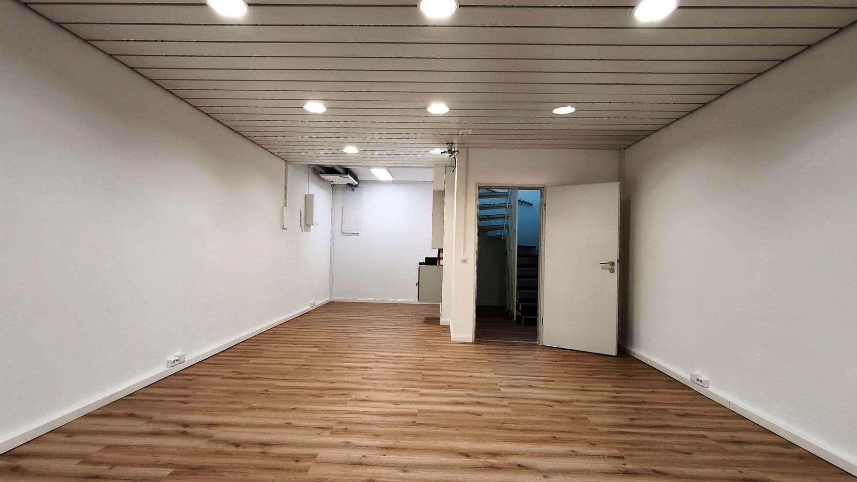 Pronájem kanceláře 130 m², Pfingstbrunnenstraße 1b, Schwalbach am Taunus, Hessen Pronájem kanceláře 130 m², Pfingstbrunnenstraße 1b, Schwalbach am Taunus, Hessen