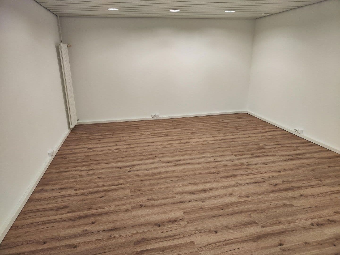 Pronájem kanceláře 130 m², Pfingstbrunnenstraße 1b, Schwalbach am Taunus, Hessen Pronájem kanceláře 130 m², Pfingstbrunnenstraße 1b, Schwalbach am Taunus, Hessen