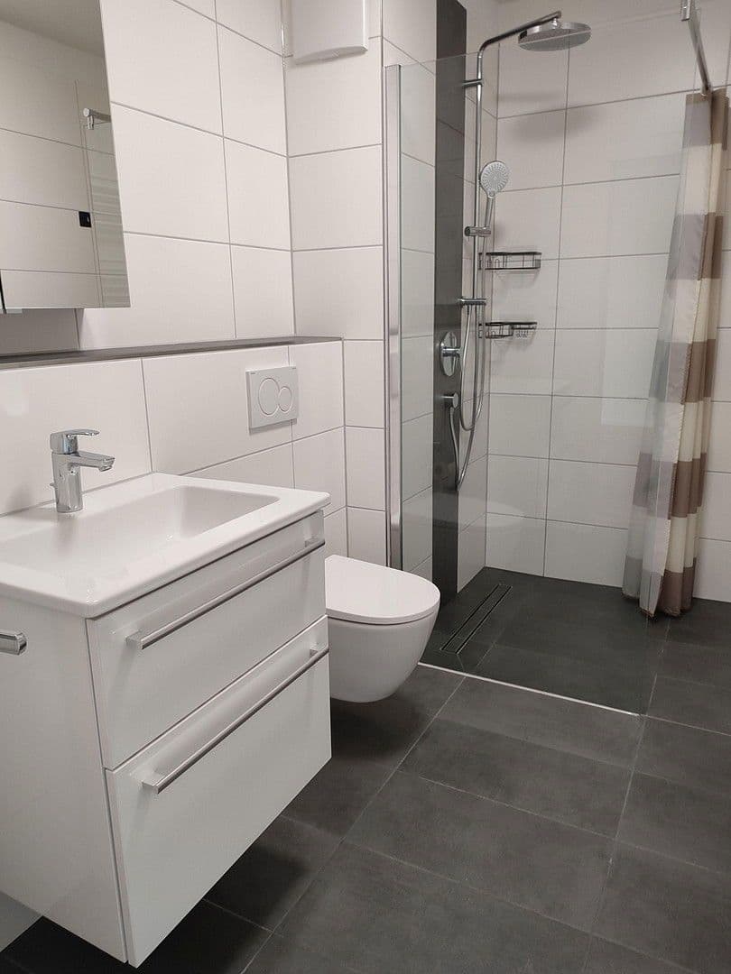 Pronájem bytu 2+1 45 m², Allee 82, Heilbronn, Bádensko-Württembersko Pronájem bytu 2+1 45 m², Allee 82, Heilbronn, Bádensko-Württembersko