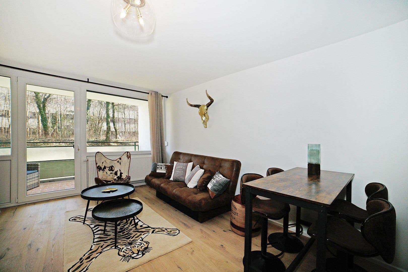 Pronájem bytu 1+1 47 m², Tettnanger Str. 4, München, Bavorsko Pronájem bytu 1+1 47 m², Tettnanger Str. 4, München, Bavorsko