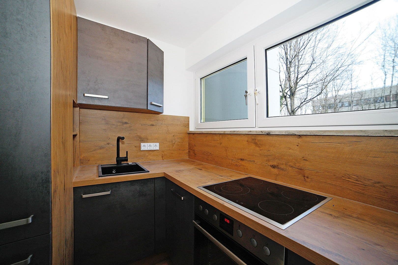 Pronájem bytu 1+1 47 m², Tettnanger Str. 4, München, Bavorsko Pronájem bytu 1+1 47 m², Tettnanger Str. 4, München, Bavorsko