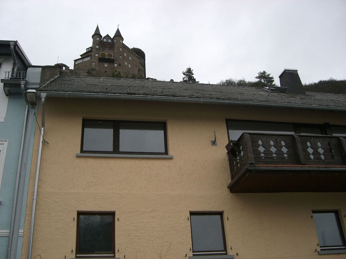 Prodej domu 145 m², pozemek 220 m², Rheinstrasse 28, Sankt Goarshausen, Porýní-Falc Prodej domu 145 m², pozemek 220 m², Rheinstrasse 28, Sankt Goarshausen, Porýní-Falc