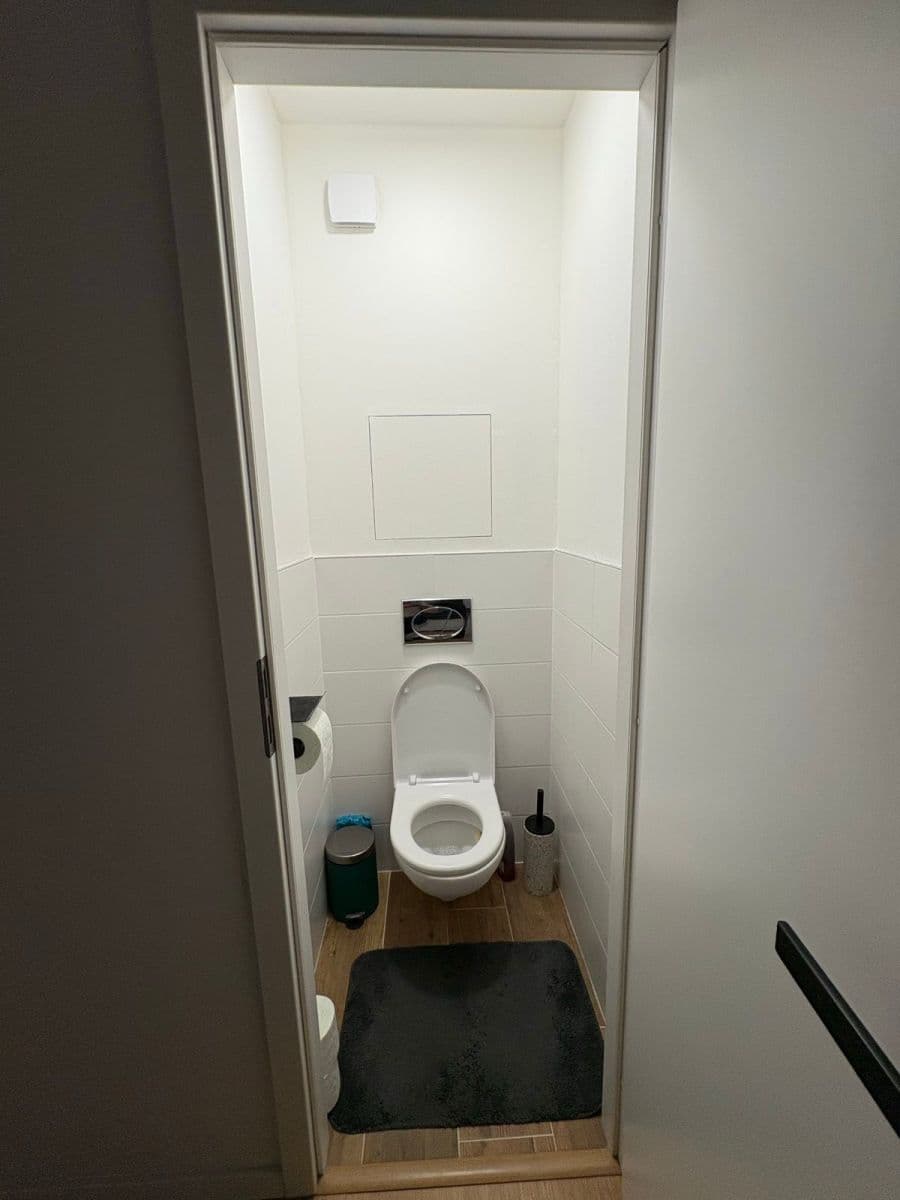 Prodej bytu 3+1 61 m², Jozefa Cígera Hronského, Nové Mesto, Bratislavský kraj Prodej bytu 3+1 61 m², Jozefa Cígera Hronského, Nové Mesto, Bratislavský kraj