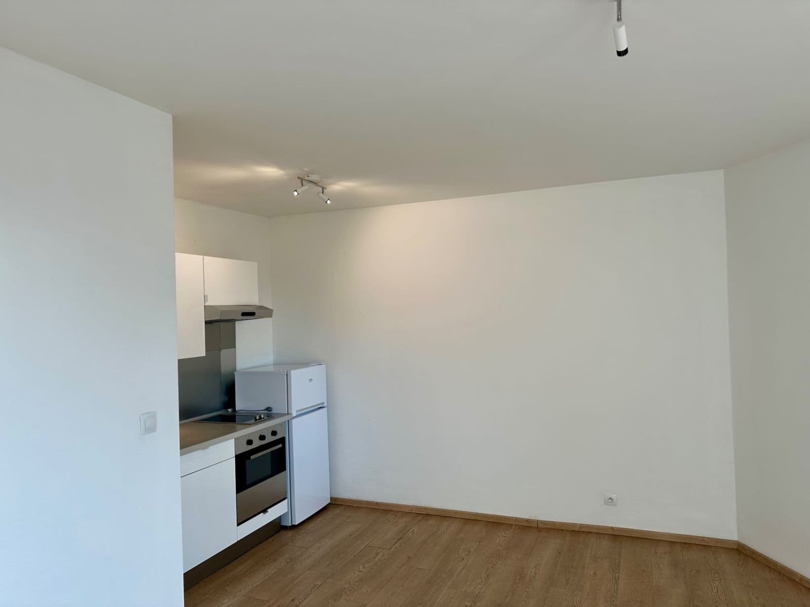 Prodej bytu 1+kk 33 m², Nad Rokoskou, Praha, Praha Prodej bytu 1+kk 33 m², Nad Rokoskou, Praha, Praha