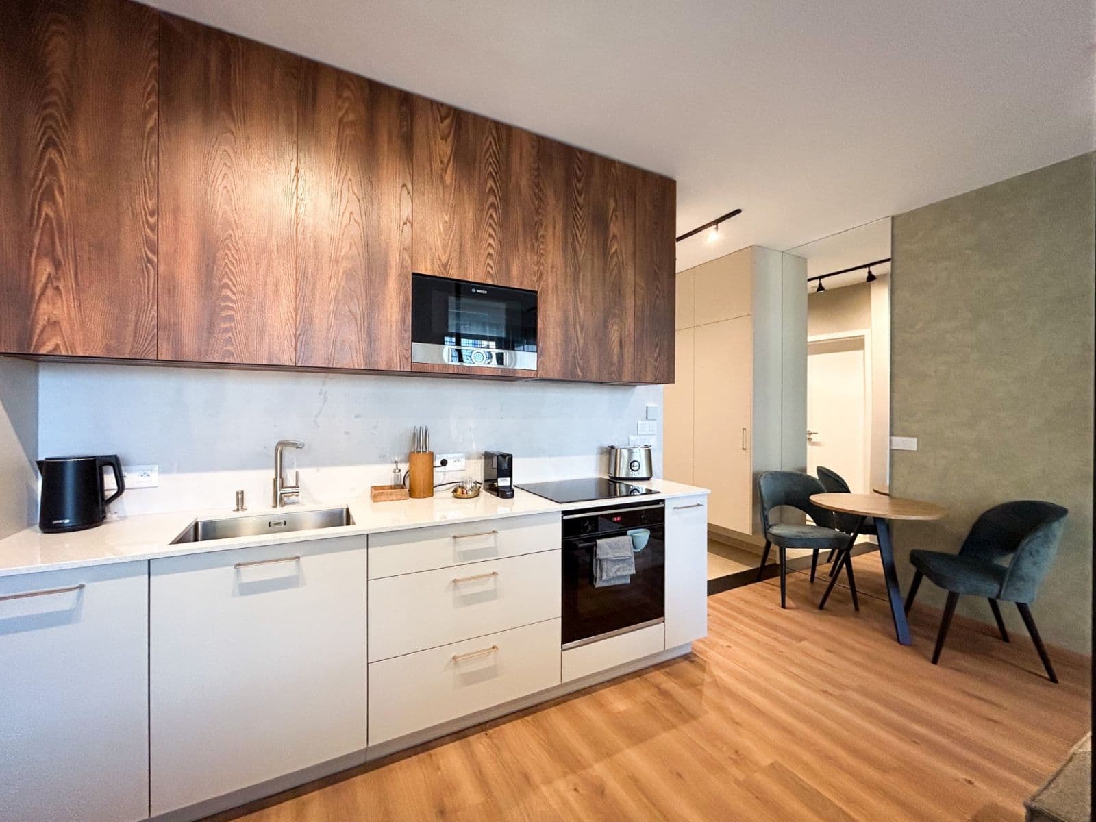 Pronájem bytu 1+kk 32 m², Olgy Havlové, Praha, Praha Pronájem bytu 1+kk 32 m², Olgy Havlové, Praha, Praha