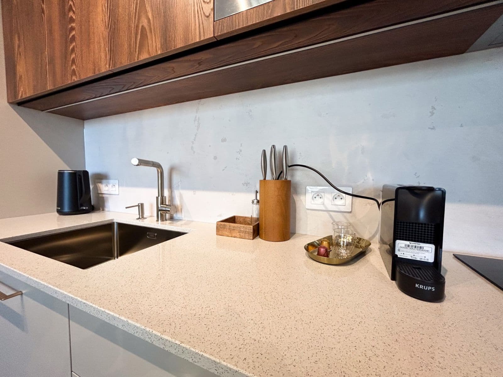 Pronájem bytu 1+kk 32 m², Olgy Havlové, Praha, Praha Pronájem bytu 1+kk 32 m², Olgy Havlové, Praha, Praha