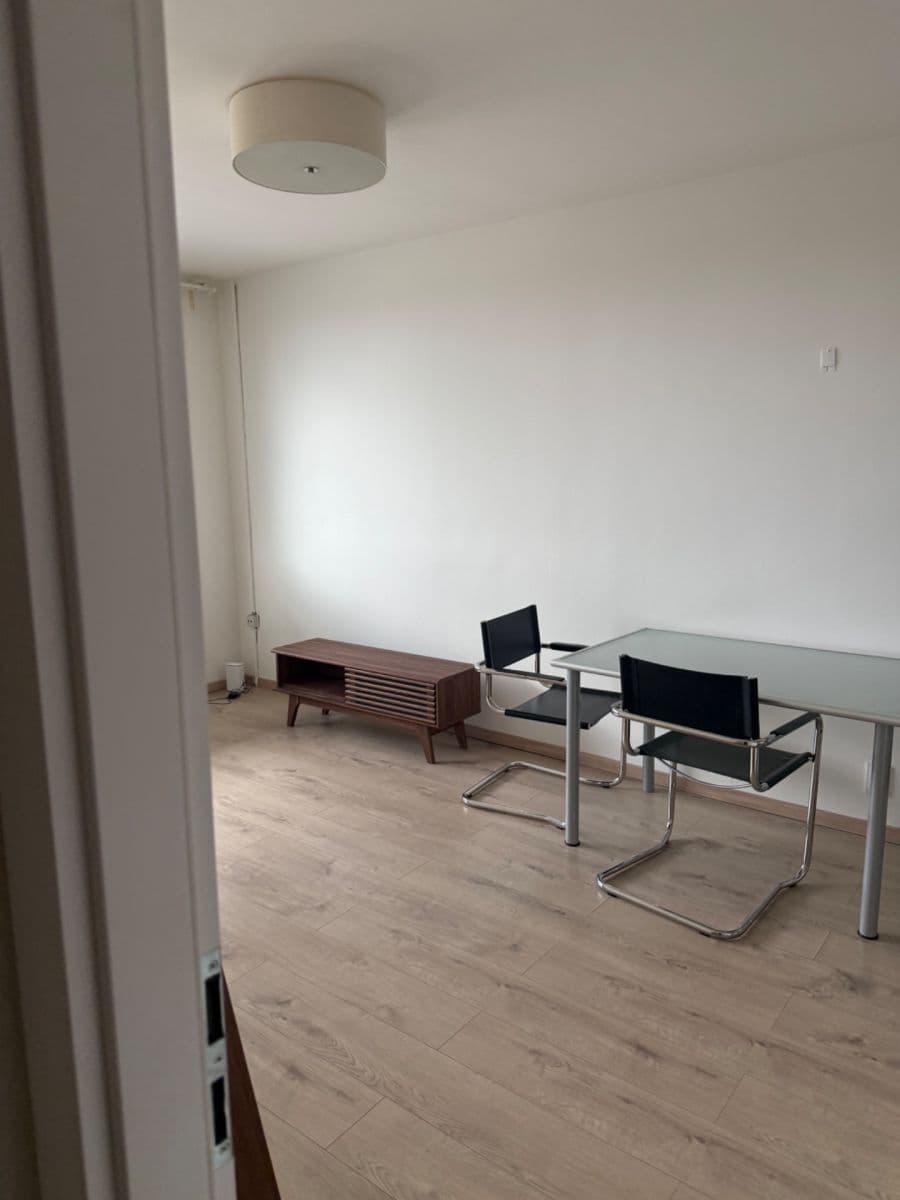 Pronájem bytu 2+kk 36 m², Litvínovská, Praha, Praha Pronájem bytu 2+kk 36 m², Litvínovská, Praha, Praha