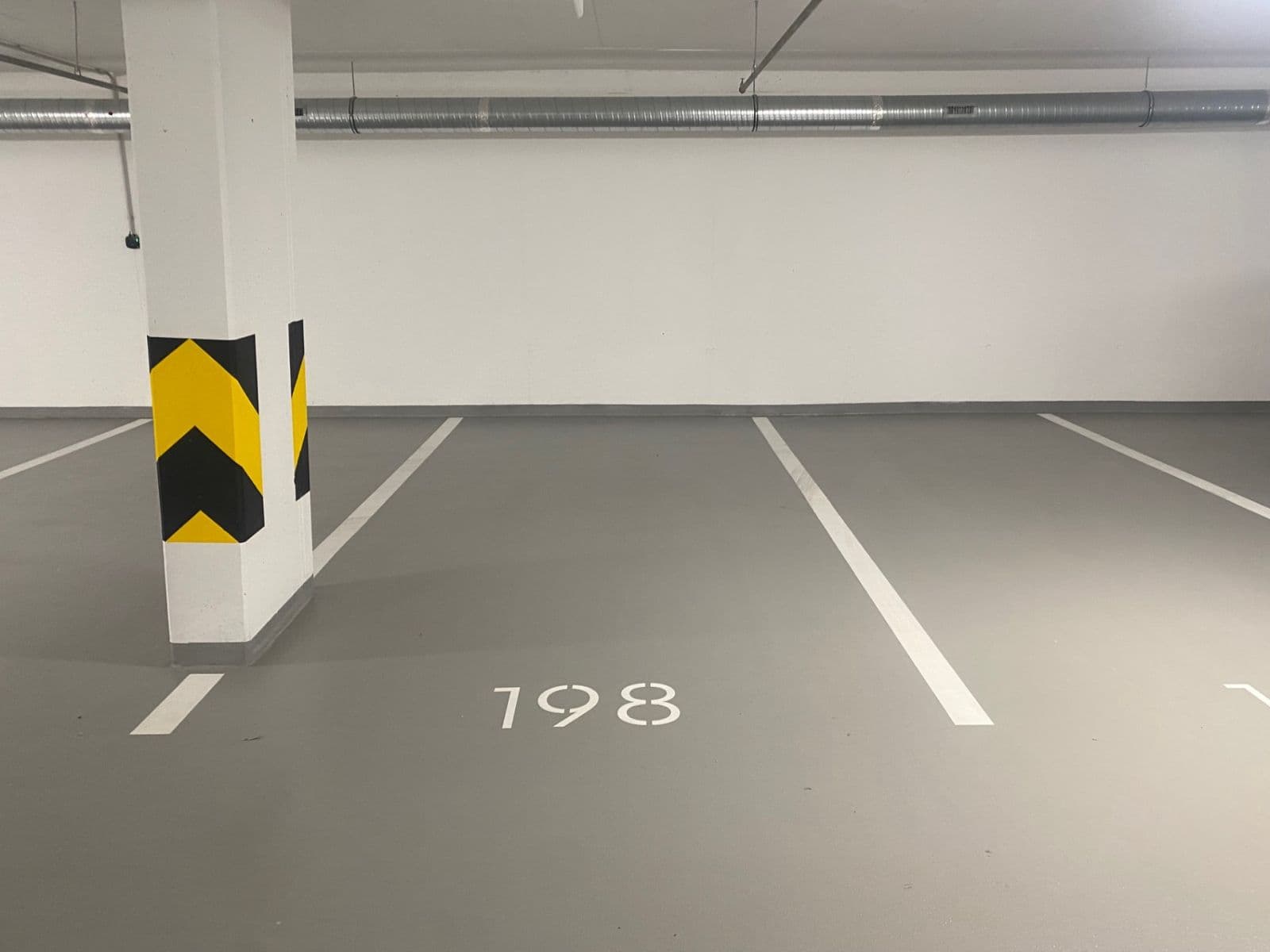 Pronájem garáže 10 m², Praha, Praha Pronájem garáže 10 m², Praha, Praha