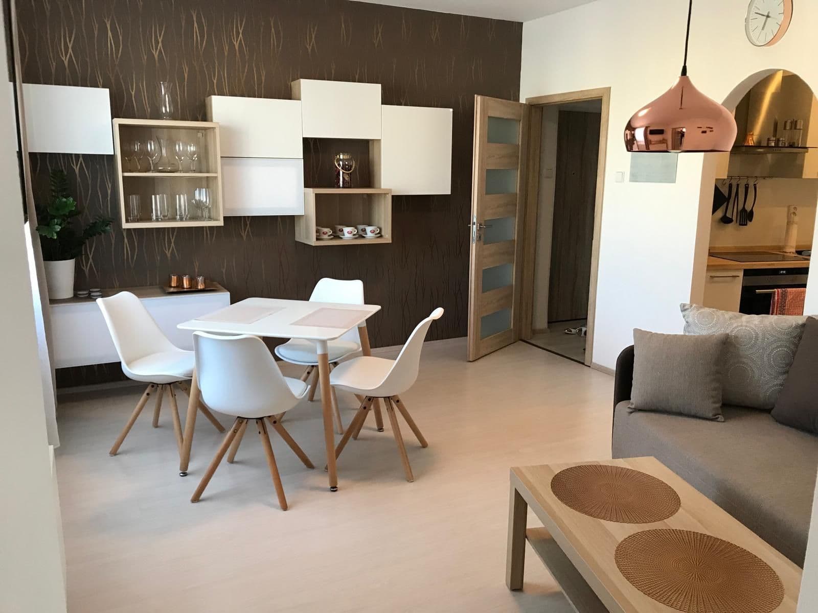 Pronájem bytu 2+1 56 m², Renneská třída, Brno, Jihomoravský kraj Pronájem bytu 2+1 56 m², Renneská třída, Brno, Jihomoravský kraj