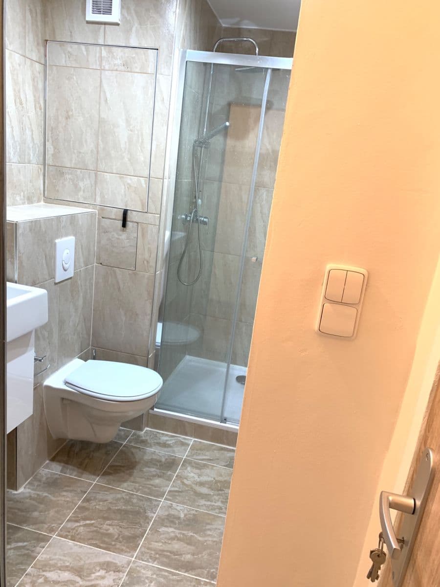 Pronájem bytu 1+1 37 m², Oblouková, Děčín, Ústecký kraj Pronájem bytu 1+1 37 m², Oblouková, Děčín, Ústecký kraj