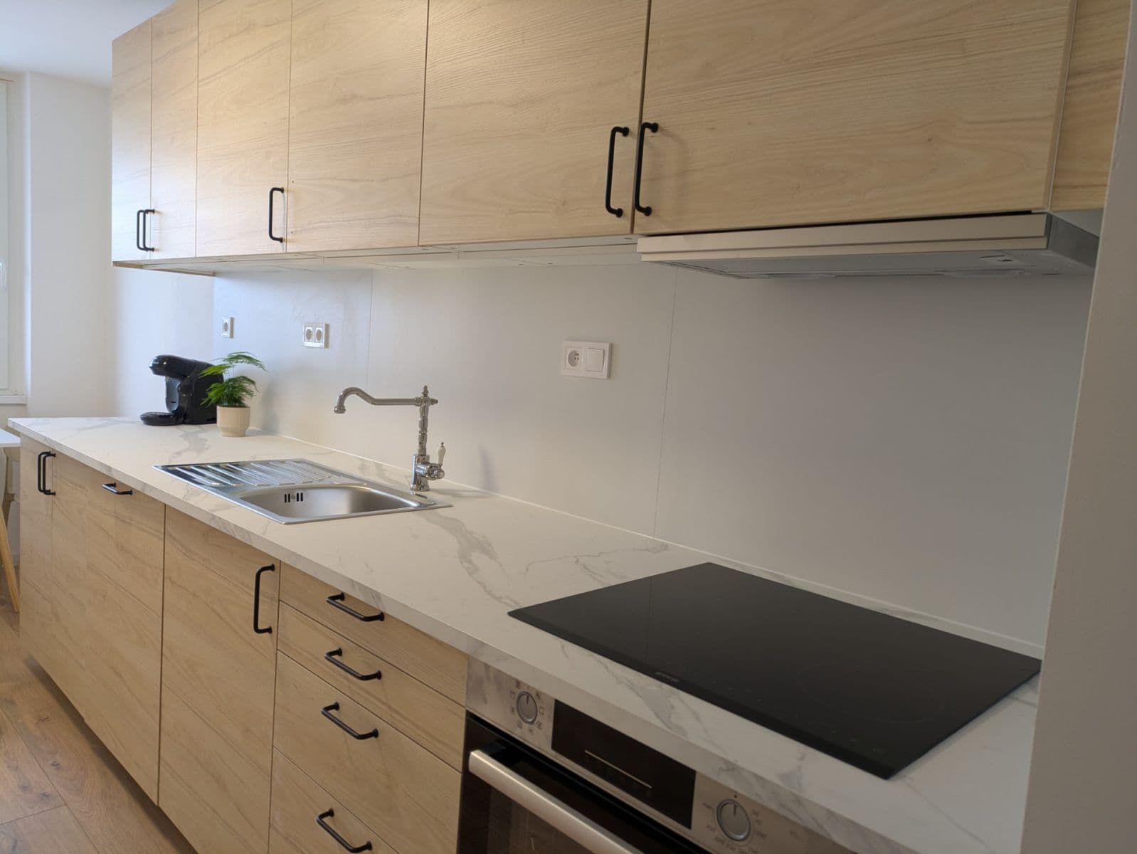 Pronájem bytu 4+1 78 m², Suchý vršek, Praha, Praha Pronájem bytu 4+1 78 m², Suchý vršek, Praha, Praha