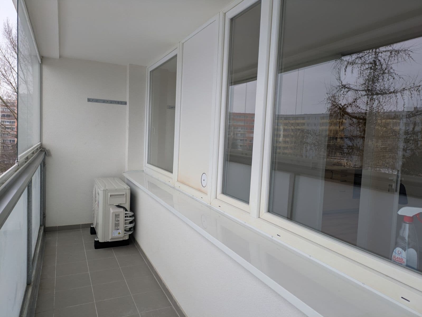 Pronájem bytu 4+1 78 m², Suchý vršek, Praha, Praha Pronájem bytu 4+1 78 m², Suchý vršek, Praha, Praha