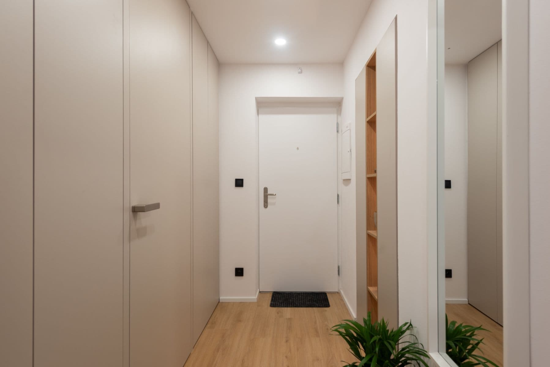 Prodej bytu 3+kk 55 m², Chmelová, Praha, Praha Prodej bytu 3+kk 55 m², Chmelová, Praha, Praha