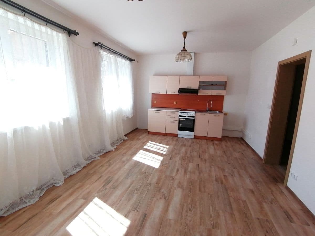 Pronájem bytu 2+kk 58 m², Sportovní, Kozojedy, Středočeský kraj Pronájem bytu 2+kk 58 m², Sportovní, Kozojedy, Středočeský kraj