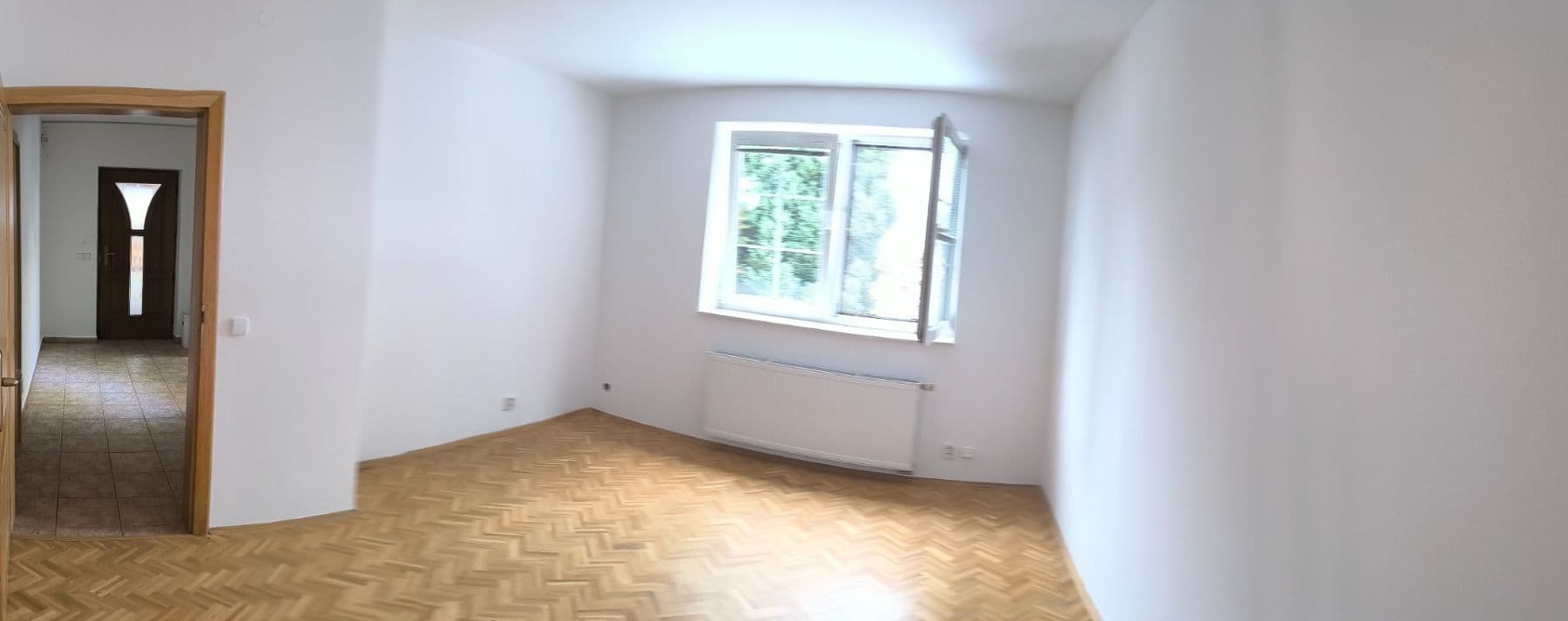 Pronájem bytu 1+1 36 m², Sadová, České Budějovice, Jihočeský kraj Pronájem bytu 1+1 36 m², Sadová, České Budějovice, Jihočeský kraj