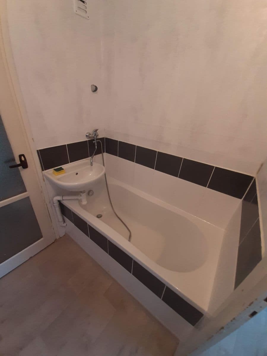 Pronájem bytu 3+1 66 m², Nepomucká, Plzeň, Plzeňský kraj Pronájem bytu 3+1 66 m², Nepomucká, Plzeň, Plzeňský kraj