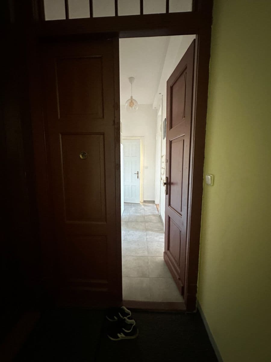 Pronájem bytu 2+kk 49 m², Masarykovo nám., Hradec Králové, Královéhradecký kraj Pronájem bytu 2+kk 49 m², Masarykovo nám., Hradec Králové, Královéhradecký kraj