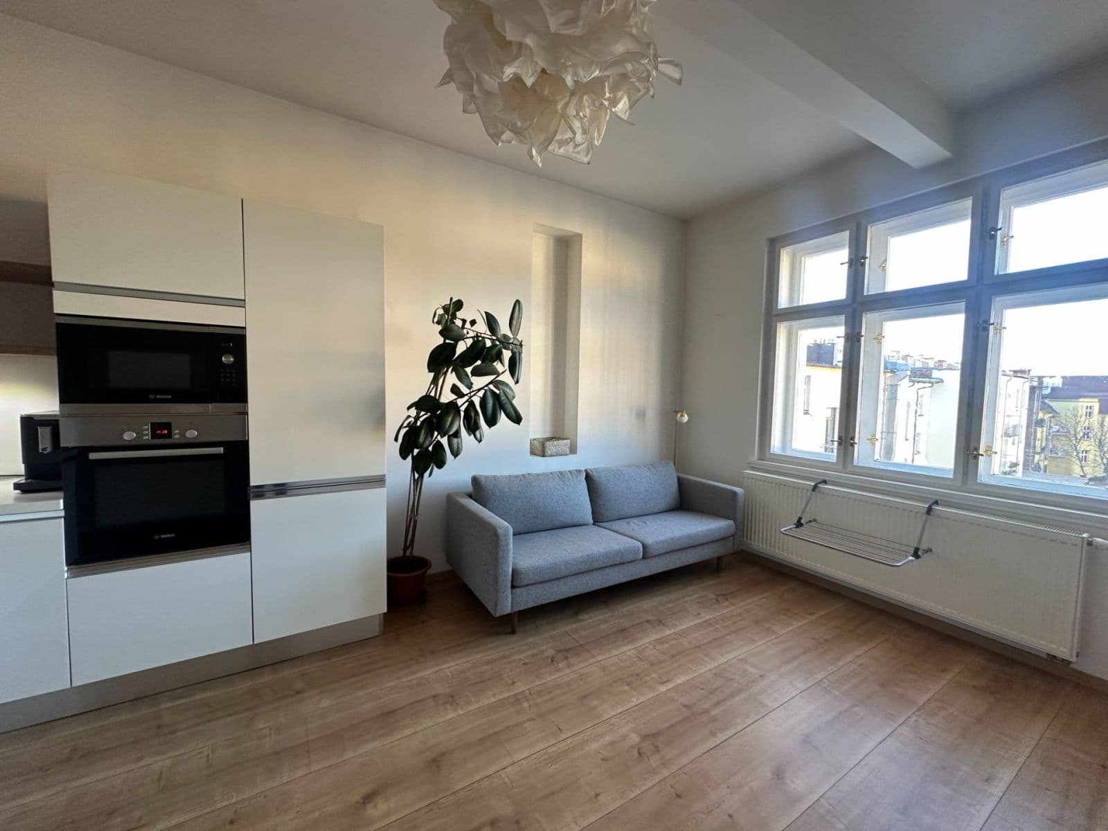 Pronájem bytu 2+kk 49 m², Masarykovo nám., Hradec Králové, Královéhradecký kraj Pronájem bytu 2+kk 49 m², Masarykovo nám., Hradec Králové, Královéhradecký kraj