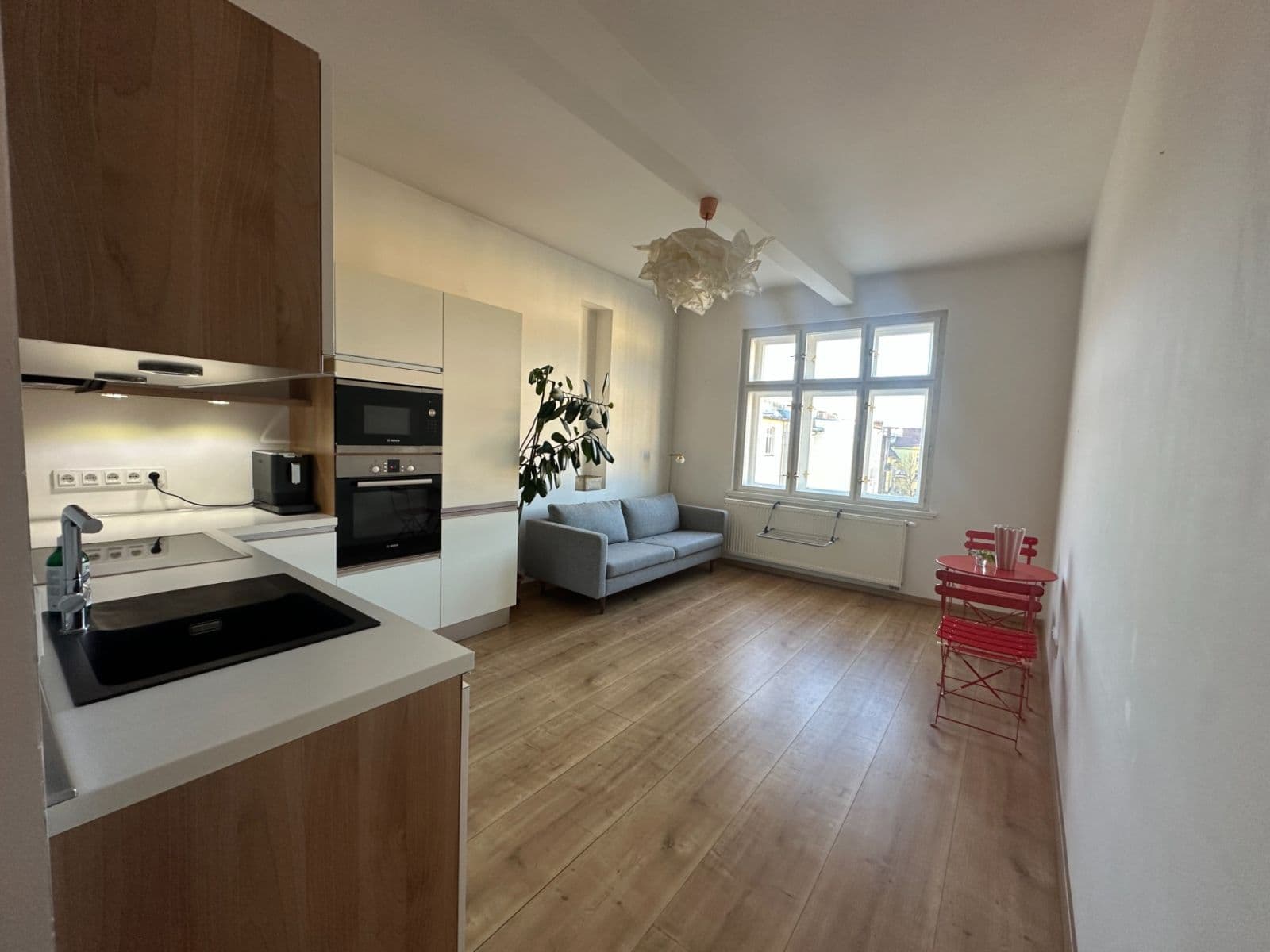 Pronájem bytu 2+kk 49 m², Masarykovo nám., Hradec Králové, Královéhradecký kraj Pronájem bytu 2+kk 49 m², Masarykovo nám., Hradec Králové, Královéhradecký kraj