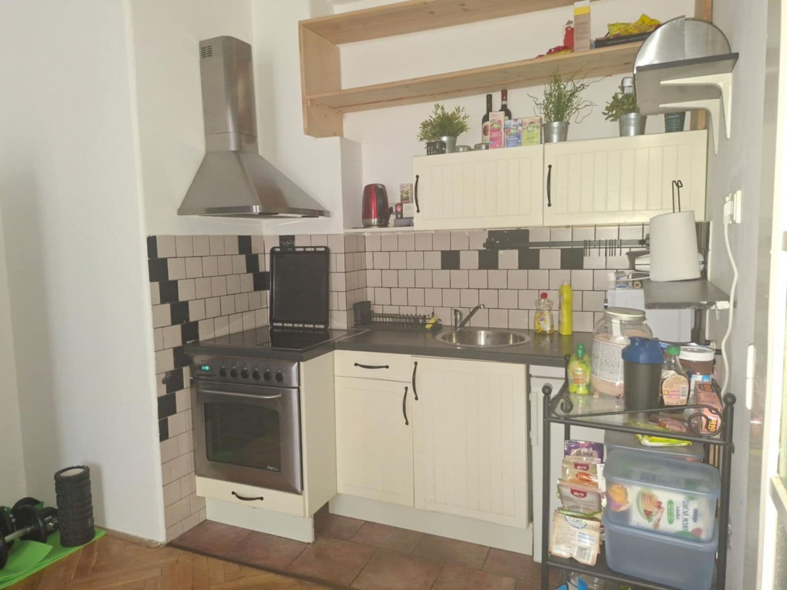 Pronájem bytu 1+kk 32 m², Tusarova, Praha, Praha Pronájem bytu 1+kk 32 m², Tusarova, Praha, Praha