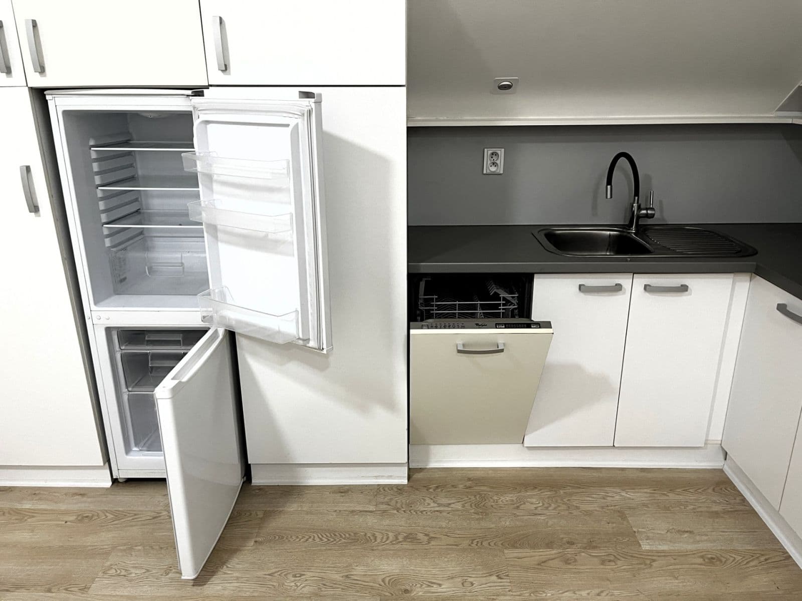 Pronájem bytu 2+kk 45 m², Bendlova, Brno, Jihomoravský kraj Pronájem bytu 2+kk 45 m², Bendlova, Brno, Jihomoravský kraj