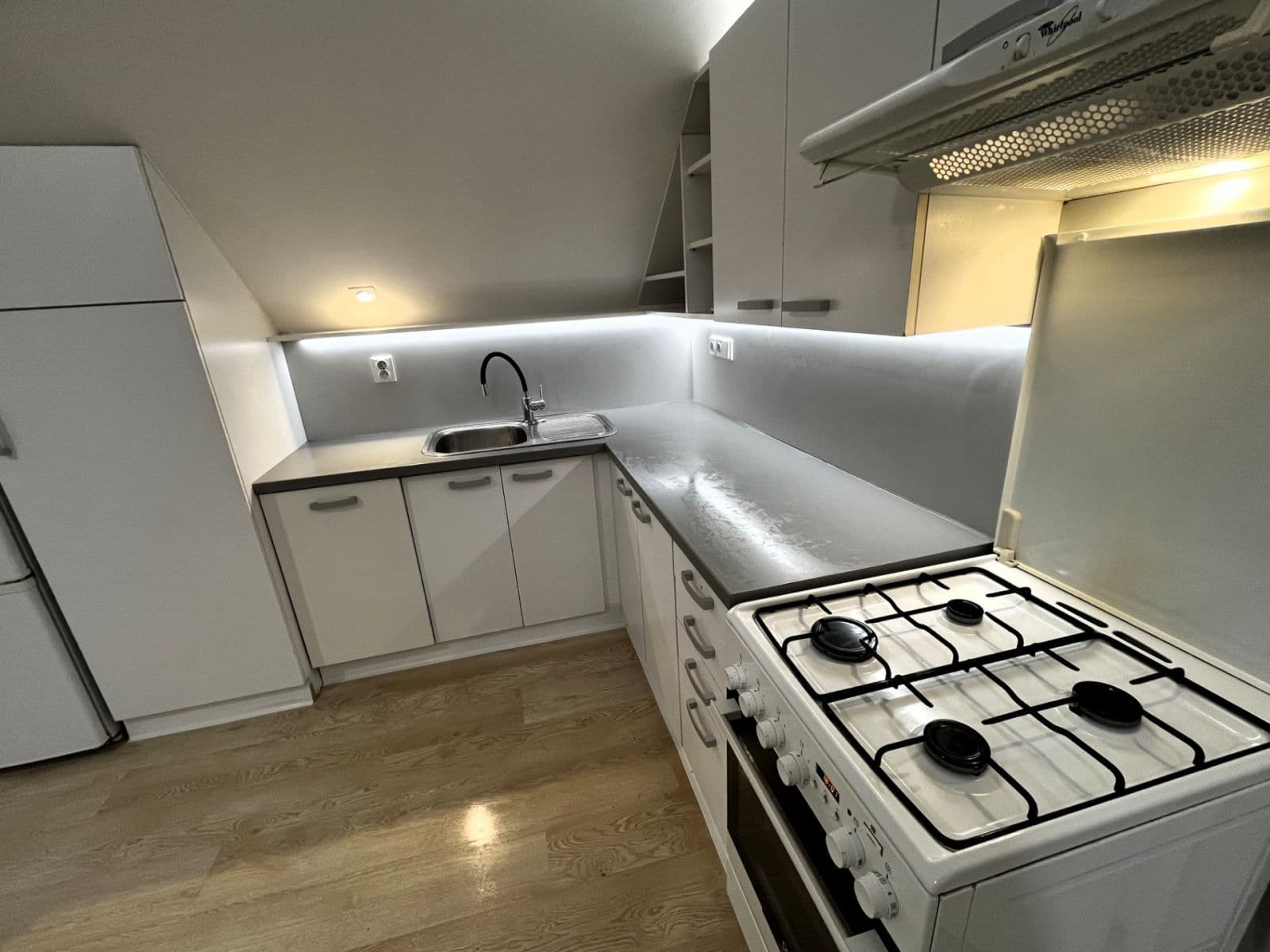 Pronájem bytu 2+kk 45 m², Bendlova, Brno, Jihomoravský kraj Pronájem bytu 2+kk 45 m², Bendlova, Brno, Jihomoravský kraj