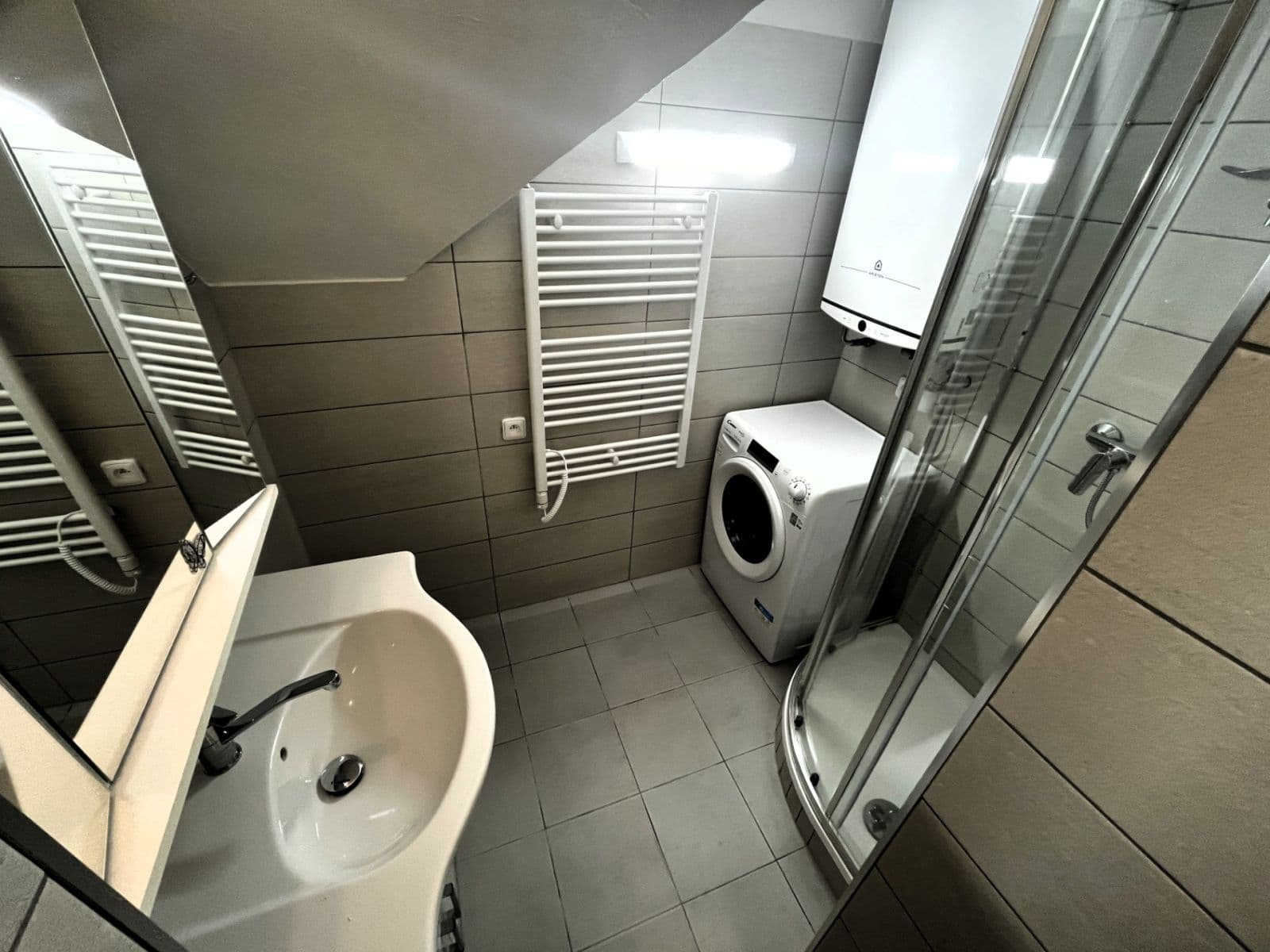 Pronájem bytu 2+kk 45 m², Bendlova, Brno, Jihomoravský kraj Pronájem bytu 2+kk 45 m², Bendlova, Brno, Jihomoravský kraj