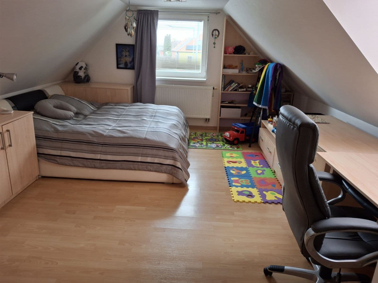 Pronájem domu 220 m², pozemek 883 m², Tyršova náves, Vysoký Újezd, Středočeský kraj Pronájem domu 220 m², pozemek 883 m², Tyršova náves, Vysoký Újezd, Středočeský kraj