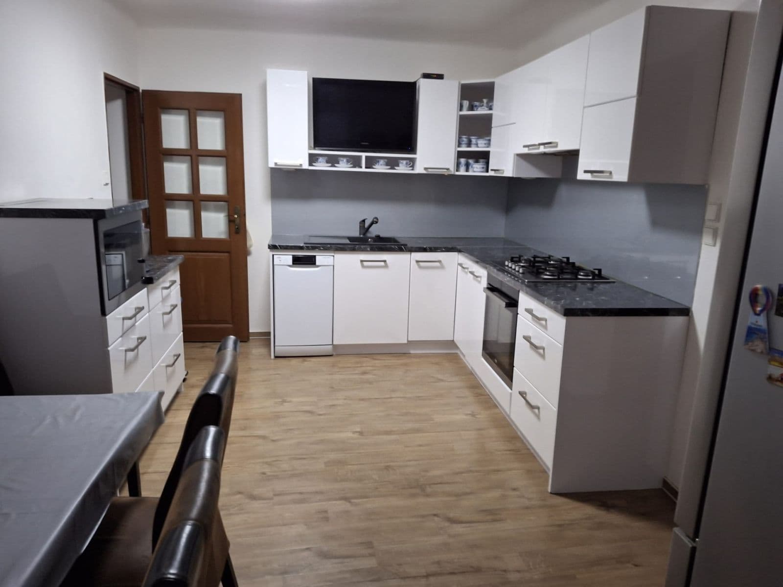 Pronájem domu 220 m², pozemek 883 m², Tyršova náves, Vysoký Újezd, Středočeský kraj Pronájem domu 220 m², pozemek 883 m², Tyršova náves, Vysoký Újezd, Středočeský kraj