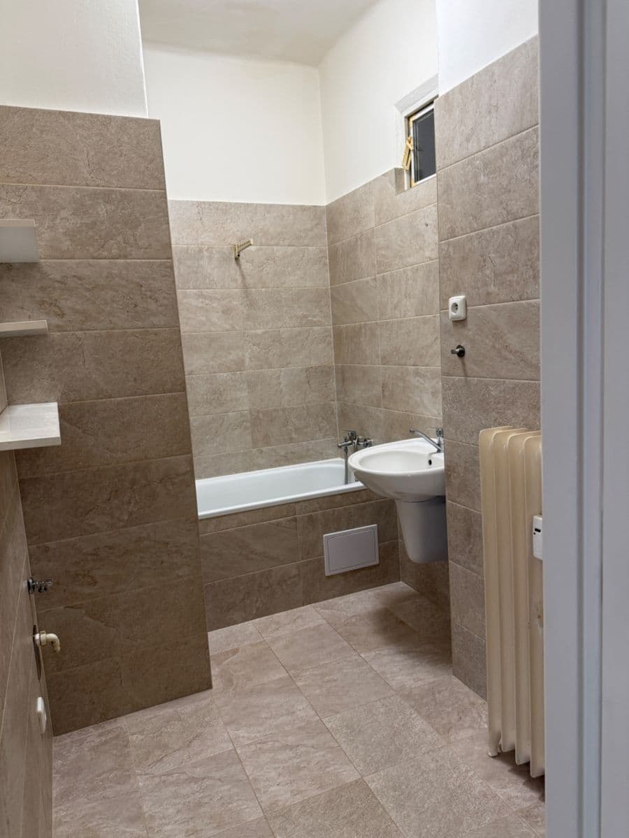 Pronájem bytu 1+kk 32 m², Opatovická, Praha, Praha Pronájem bytu 1+kk 32 m², Opatovická, Praha, Praha