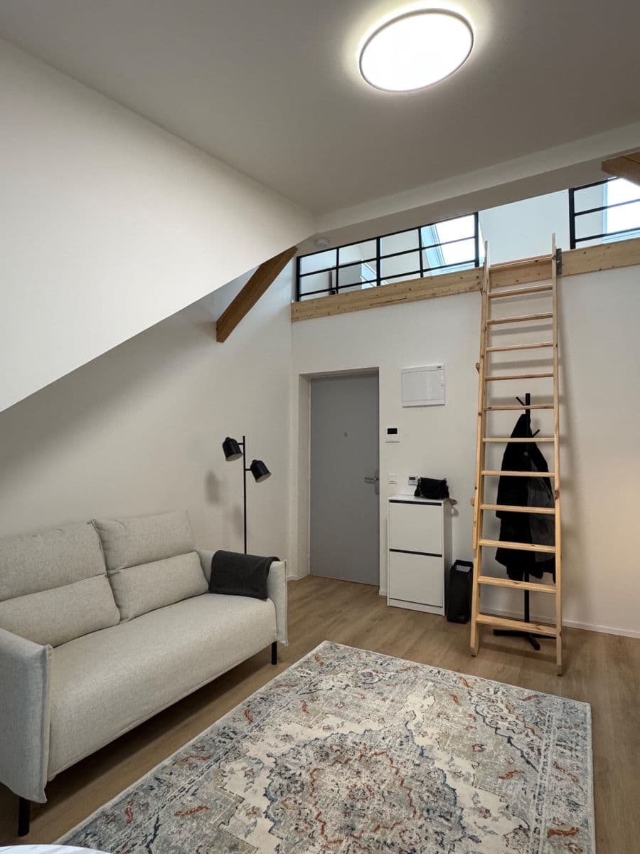 Pronájem bytu 1+kk 26 m², Za Návsí, Praha, Praha Pronájem bytu 1+kk 26 m², Za Návsí, Praha, Praha