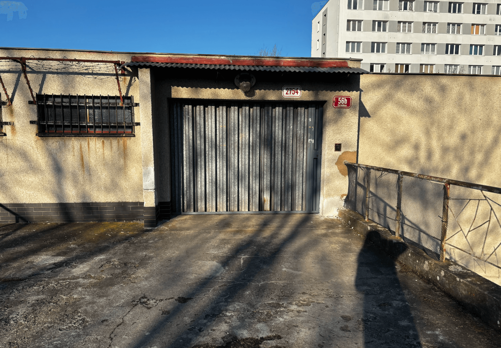 Pronájem garáže 20 m², Čermákova, Plzeň, Plzeňský kraj Pronájem garáže 20 m², Čermákova, Plzeň, Plzeňský kraj