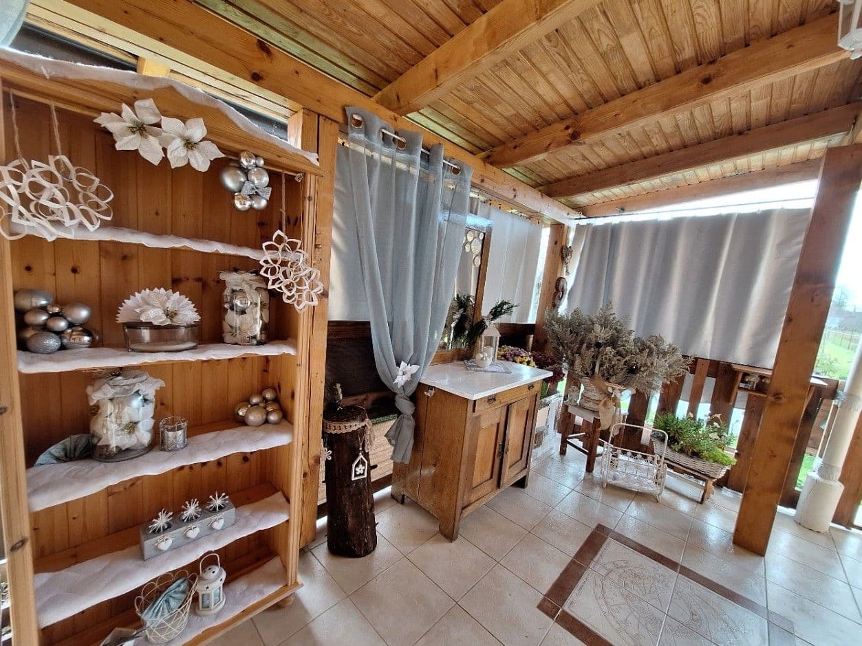 Prodej domu 112 m², pozemek 2.700 m², Májová, Jacovce, Nitriansky kraj Prodej domu 112 m², pozemek 2.700 m², Májová, Jacovce, Nitriansky kraj